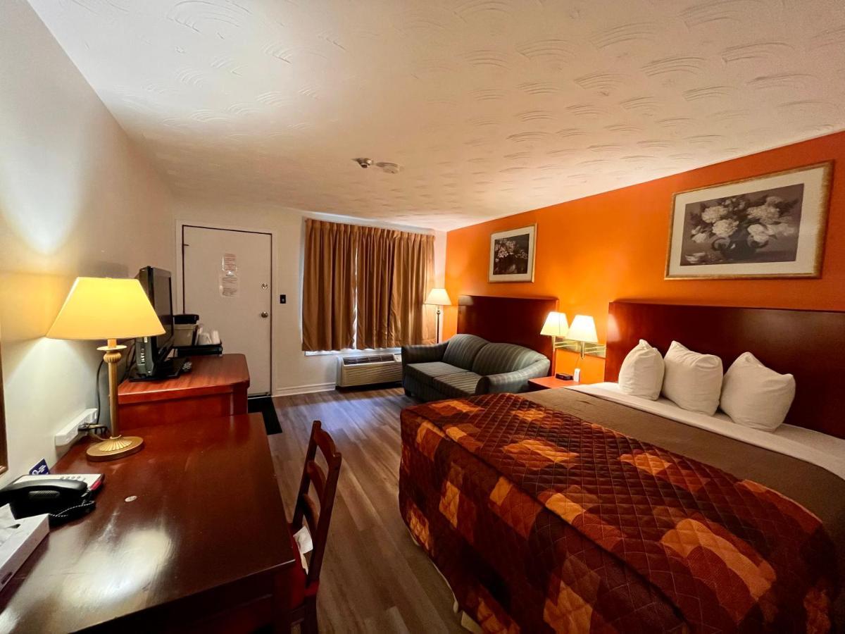 Holiday Motel Sault Ste. Marie Zewnętrze zdjęcie