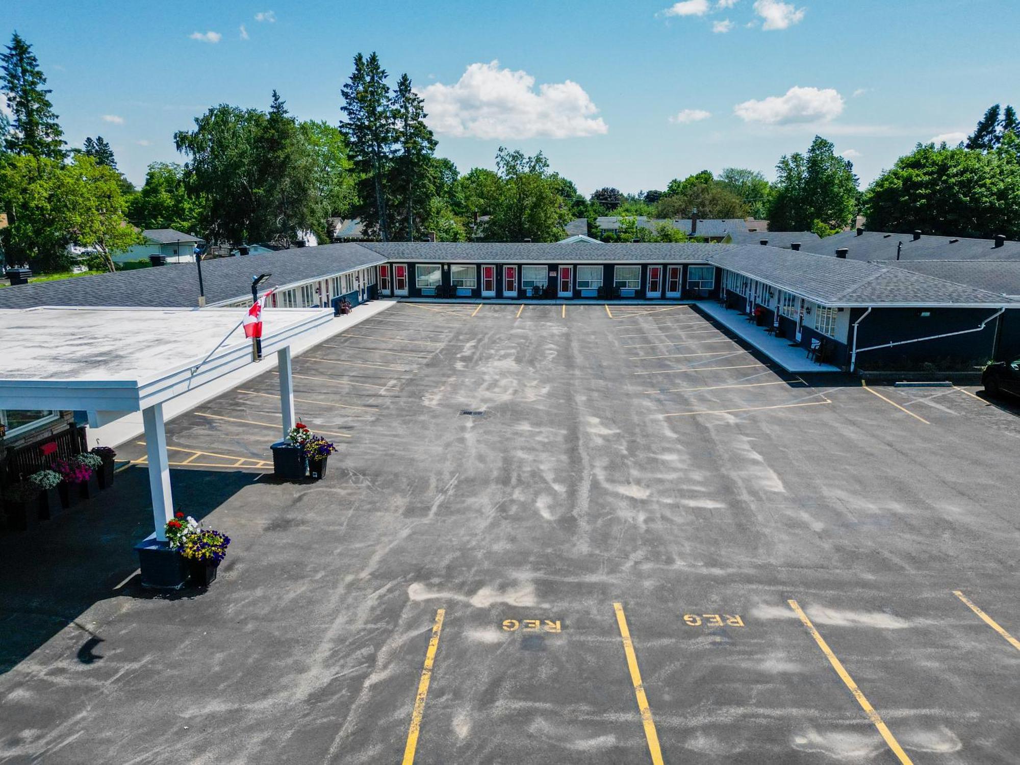 Holiday Motel Sault Ste. Marie Zewnętrze zdjęcie